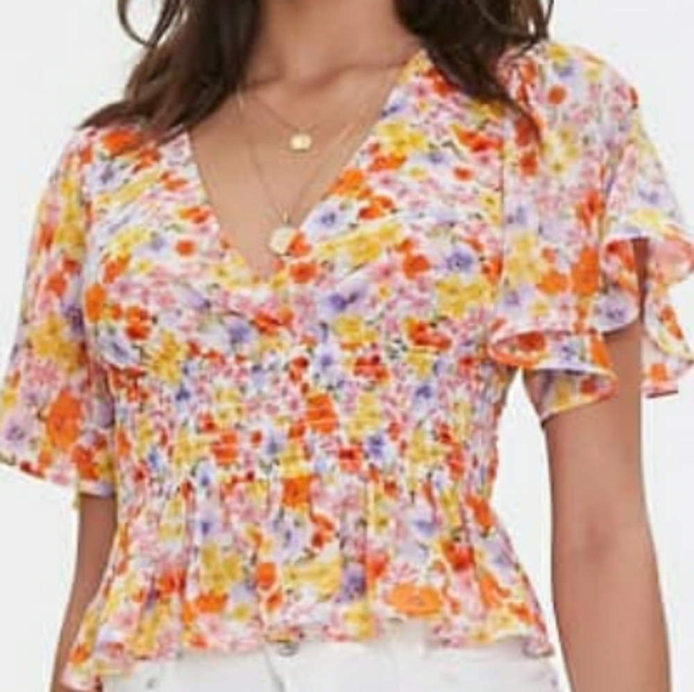 NWOT Floral butterfly sleeve top